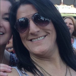 Meet your Posher, Jill